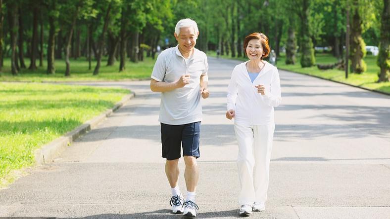 走路速度慢,可能老得快、更易患痴呆